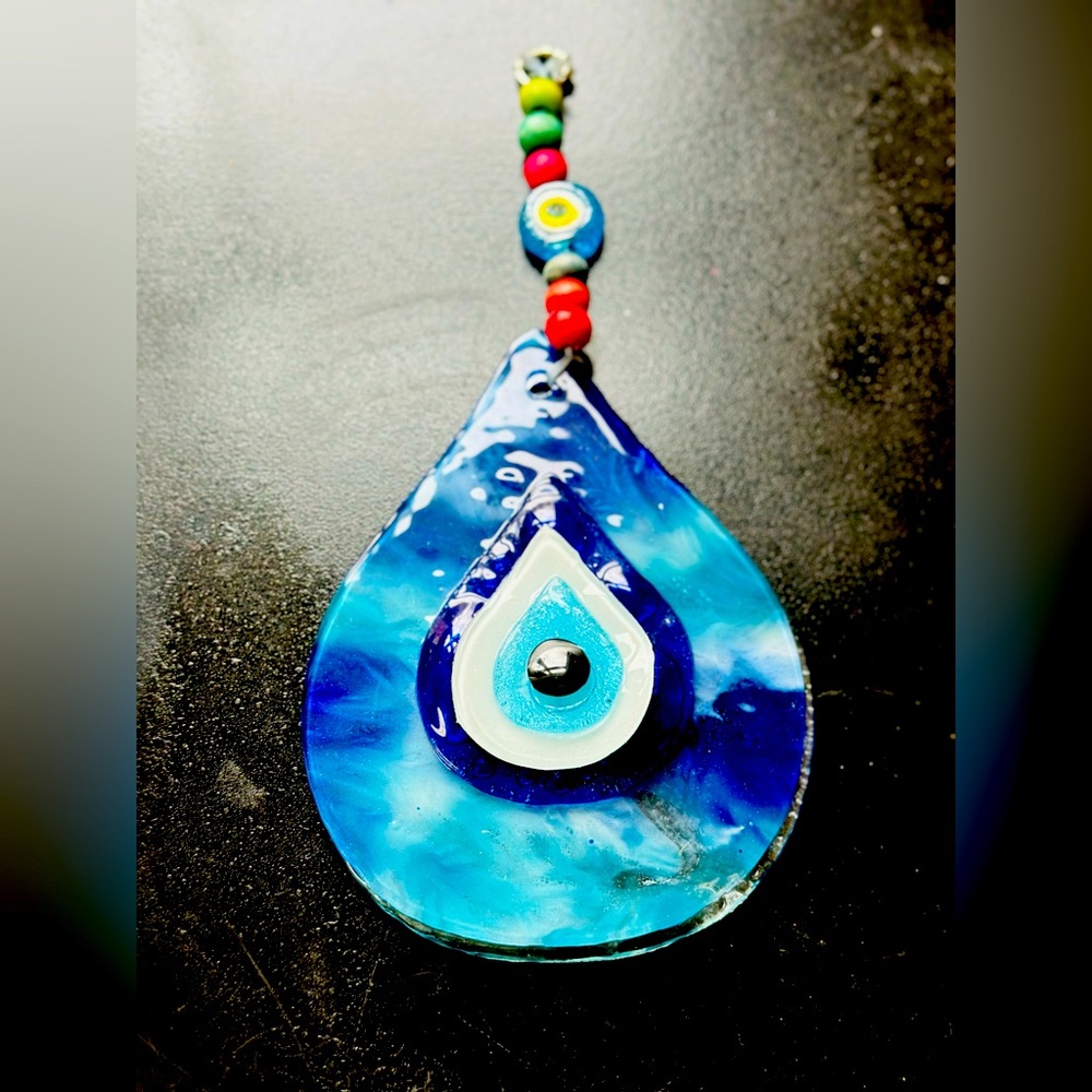 ORIGINAL  NEW! 9 inch hand made glass  Art.